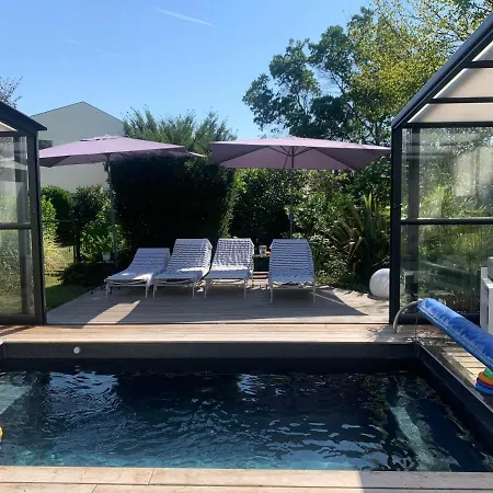 Bed & Breakfast 37 Villenave-d'Ornon