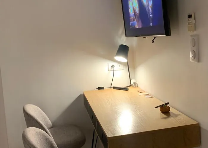 37 فندق مبيت وإفطار فييُناف دورنو